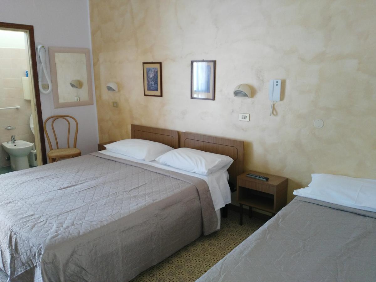 Hotel Marittimo Rimini Eksteriør billede