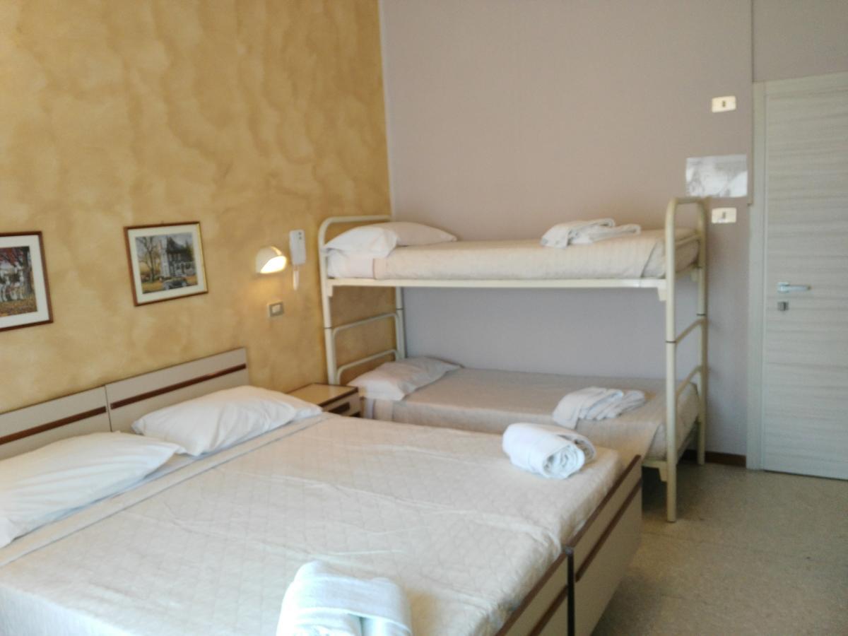 Hotel Marittimo Rimini Eksteriør billede