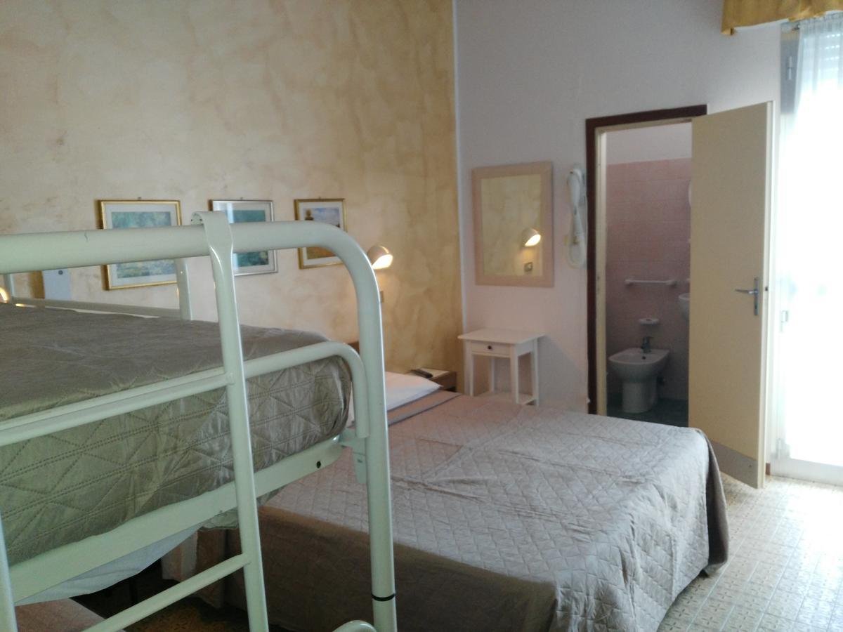 Hotel Marittimo Rimini Eksteriør billede