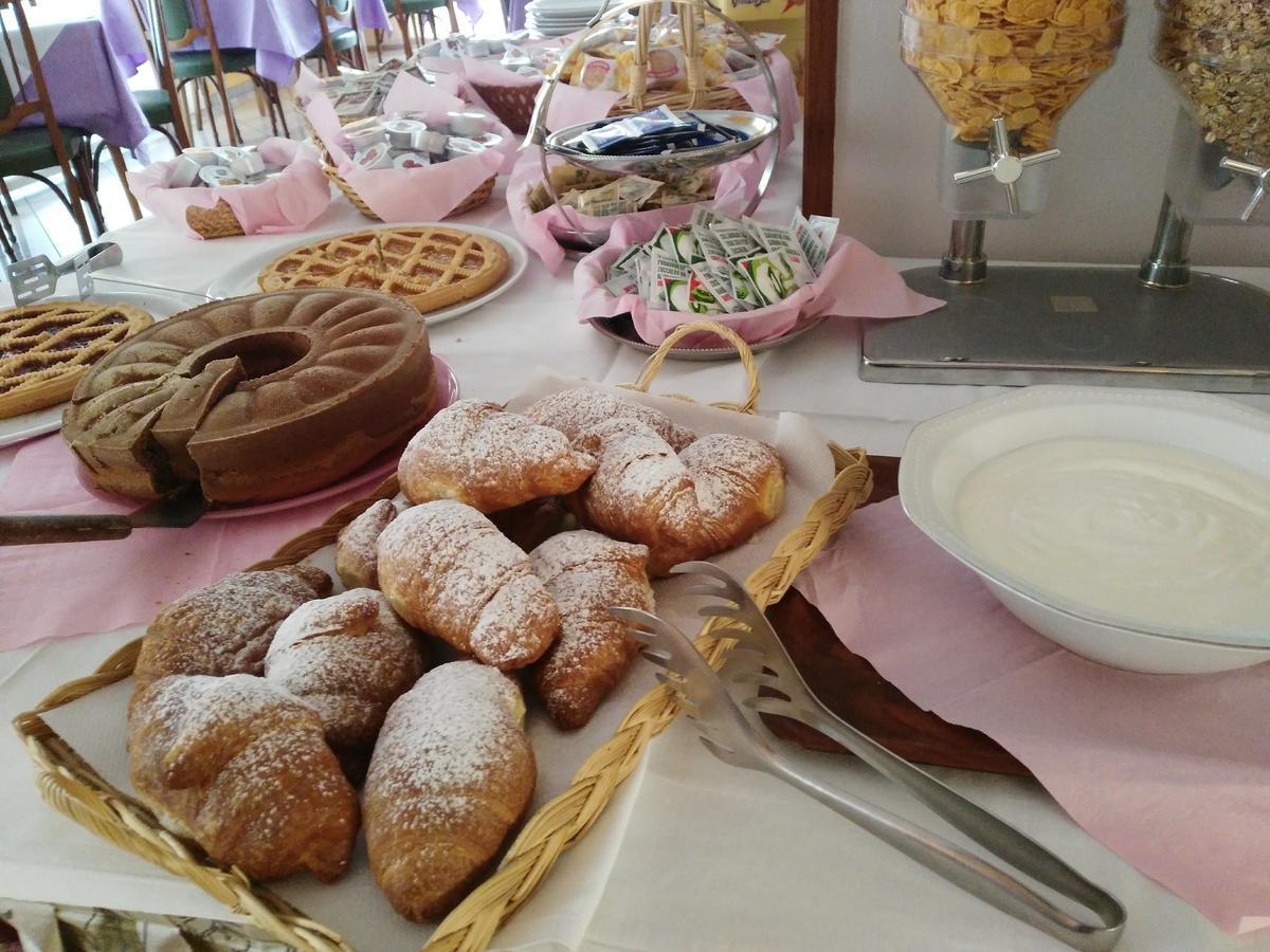 Hotel Marittimo Rimini Eksteriør billede