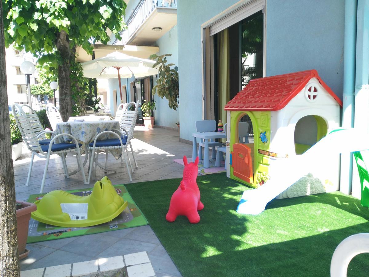 Hotel Marittimo Rimini Eksteriør billede