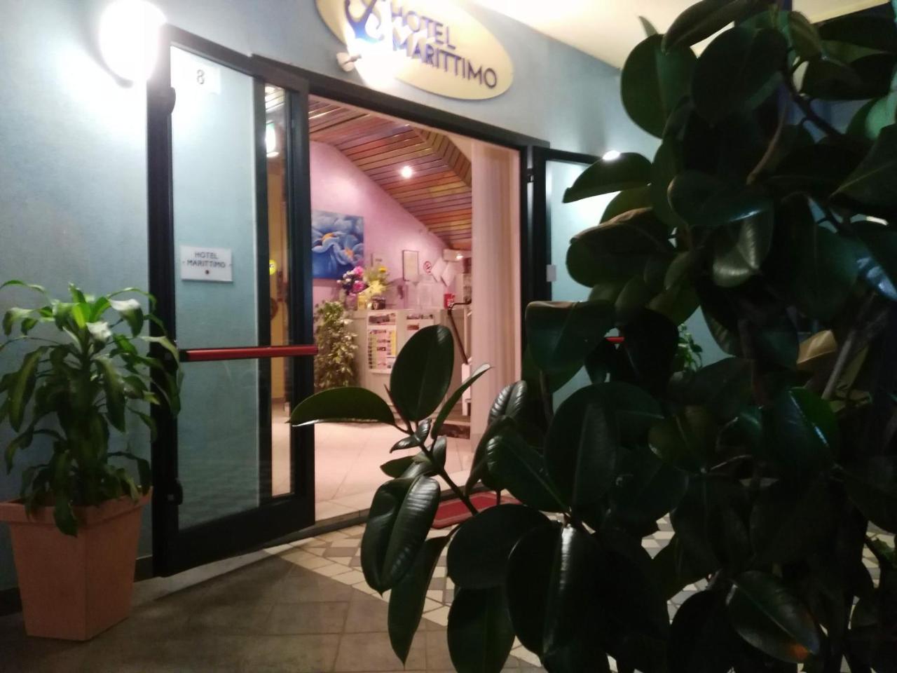 Hotel Marittimo Rimini Eksteriør billede