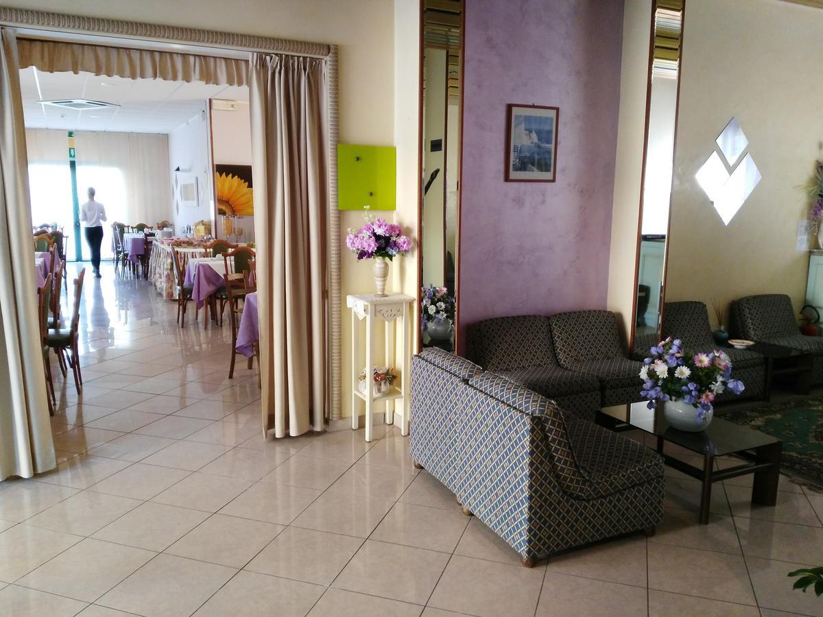 Hotel Marittimo Rimini Eksteriør billede