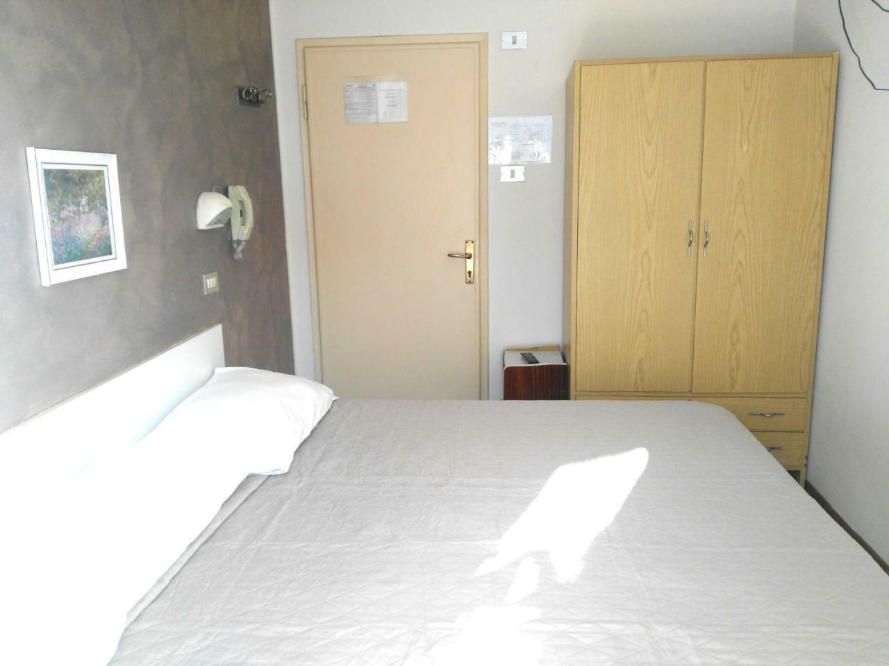 Hotel Marittimo Rimini Eksteriør billede